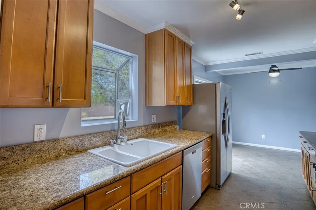 128 W Gaillard Street
