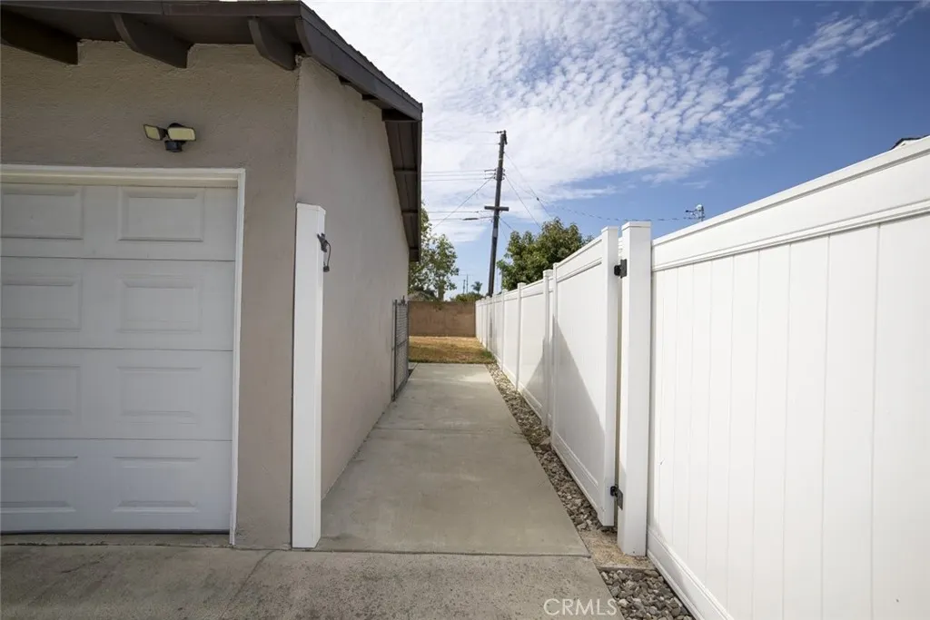 128 W Gaillard Street