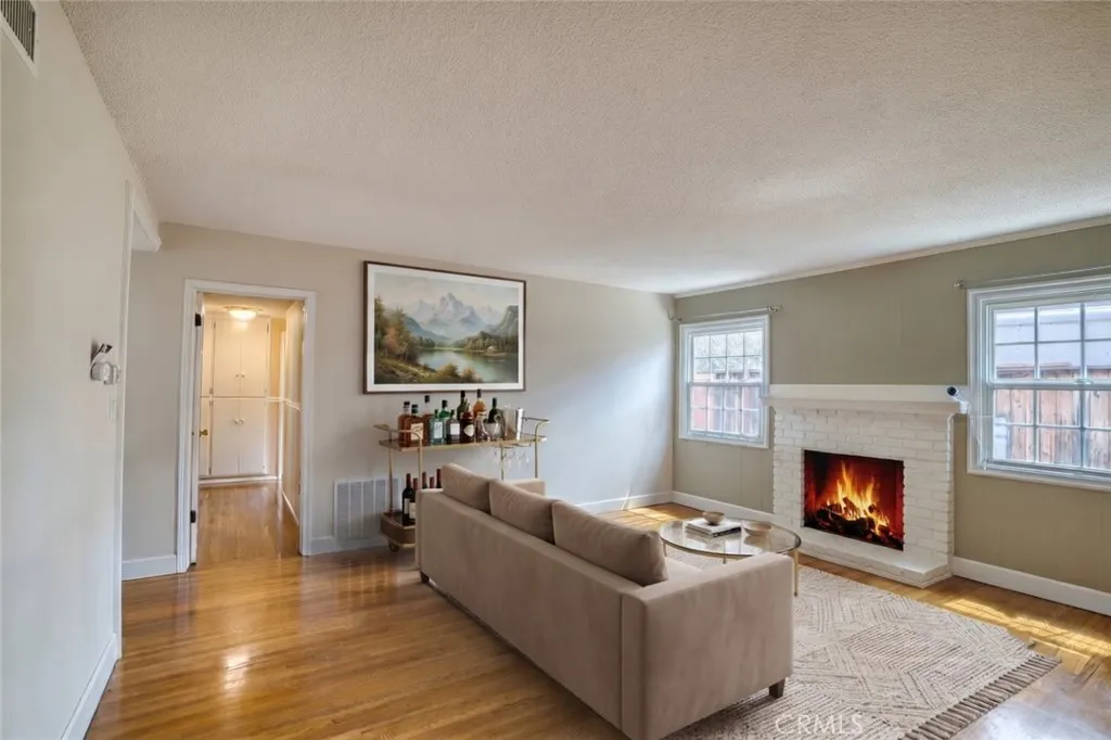128 W Gaillard Street