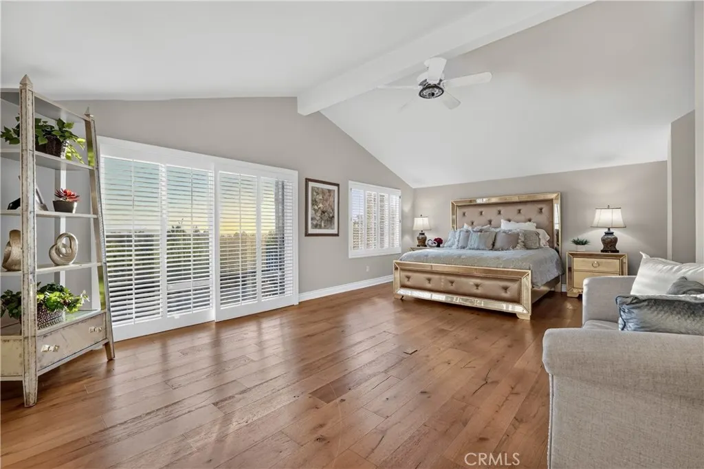 1455 Queen Summit