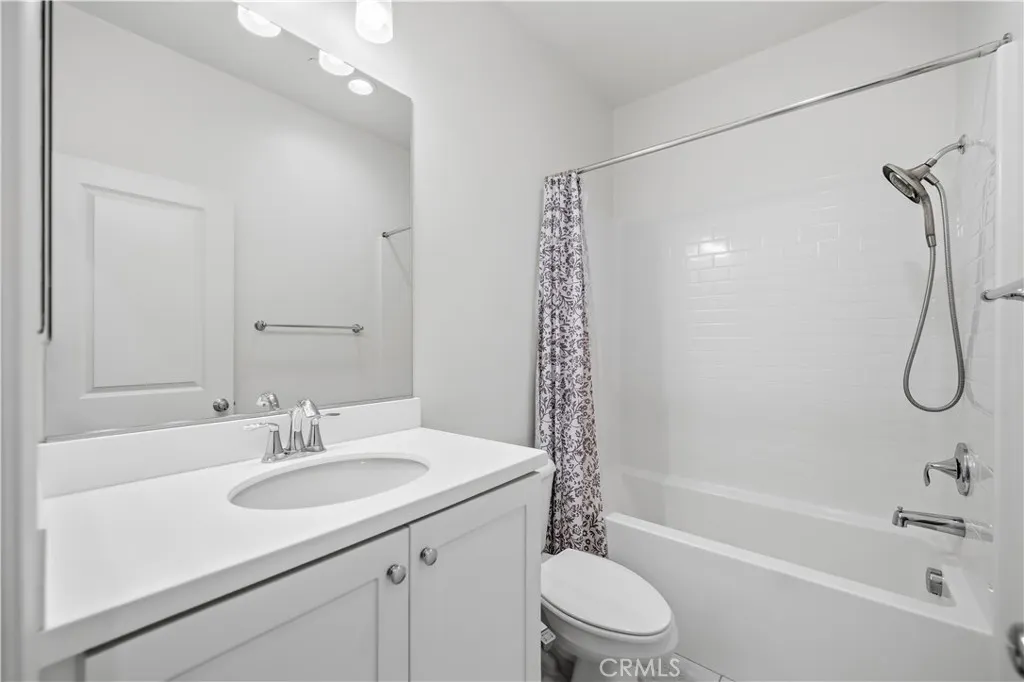 803 N Dalton Avenue #101