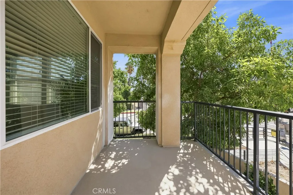 803 N Dalton Avenue #101