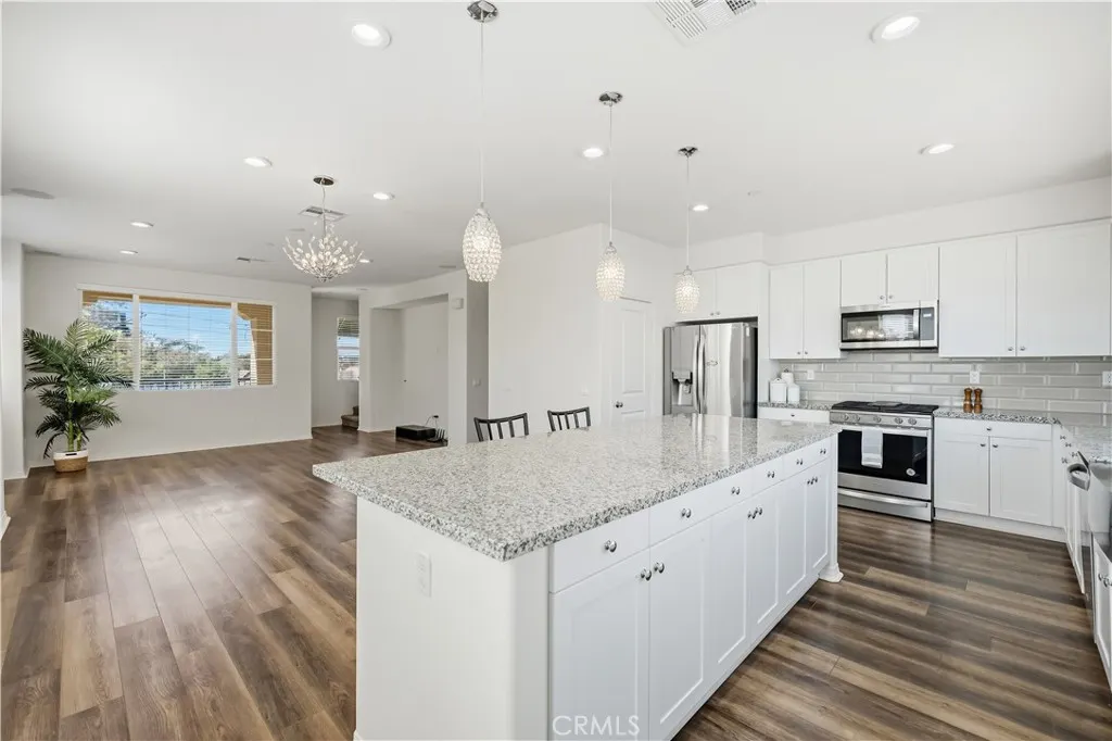 803 N Dalton Avenue #101