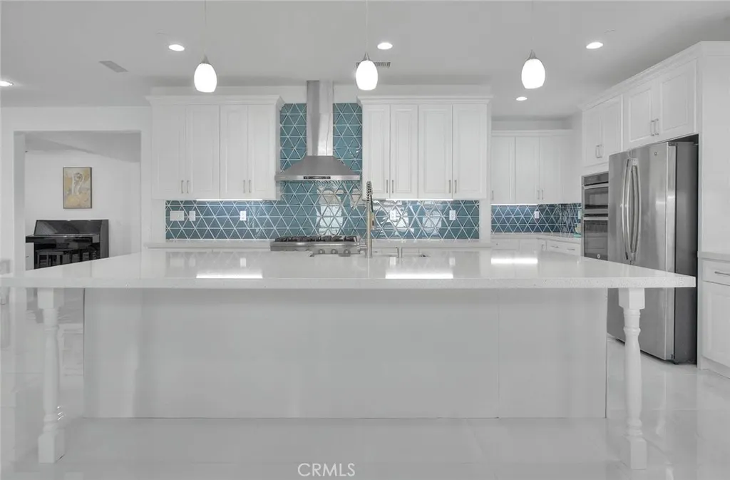 5924 Nisa Drive