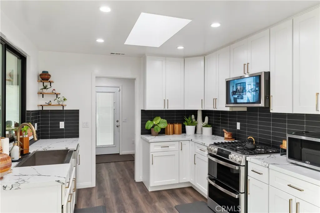 663 S Rancho Simi