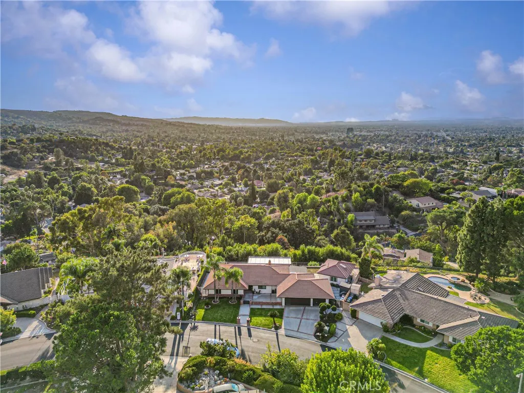 663 S Rancho Simi