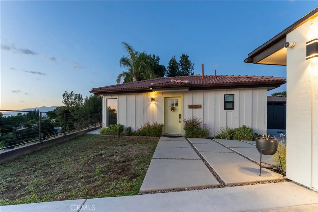 663 S Rancho Simi