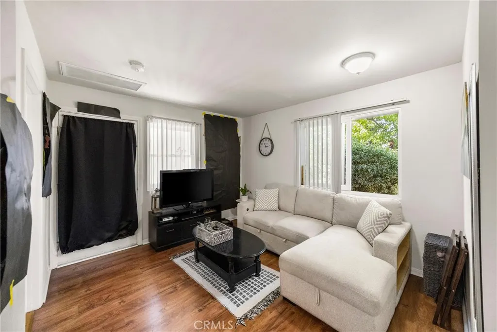 1451 ,1455 3rd Street