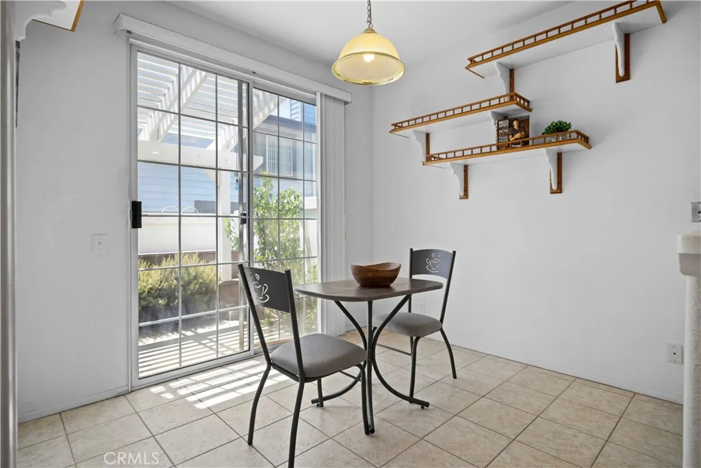 1064 Brookfield Place