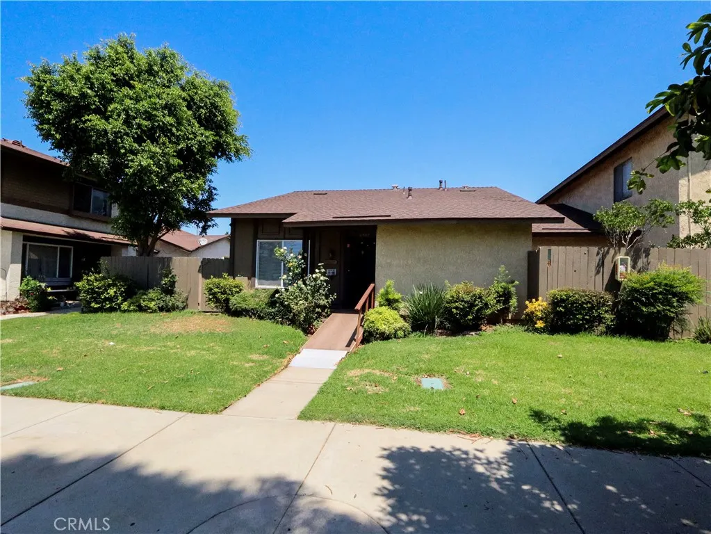 4542 Yosemite Drive