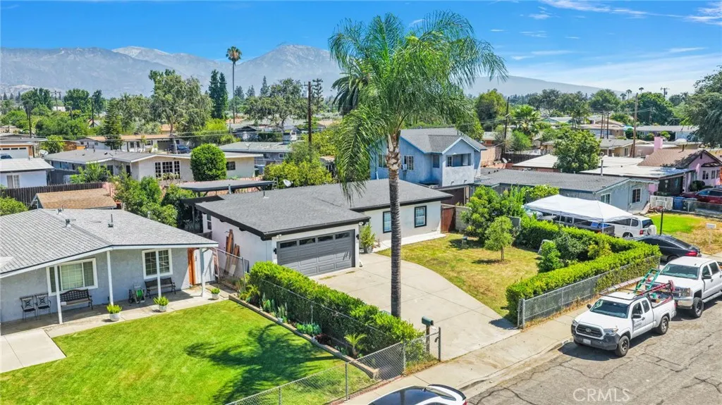 923 Hallwood Avenue