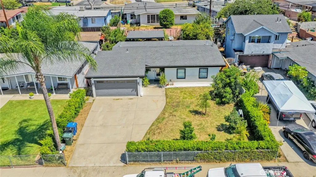 923 Hallwood Avenue