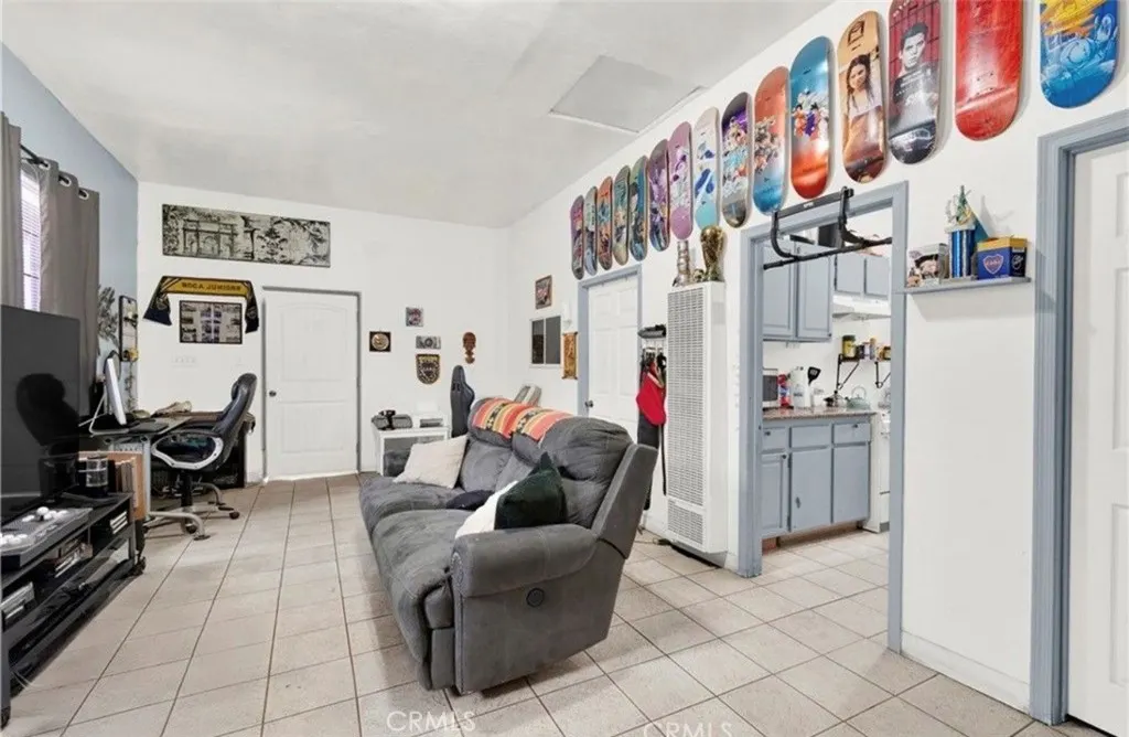 1151 W Mission