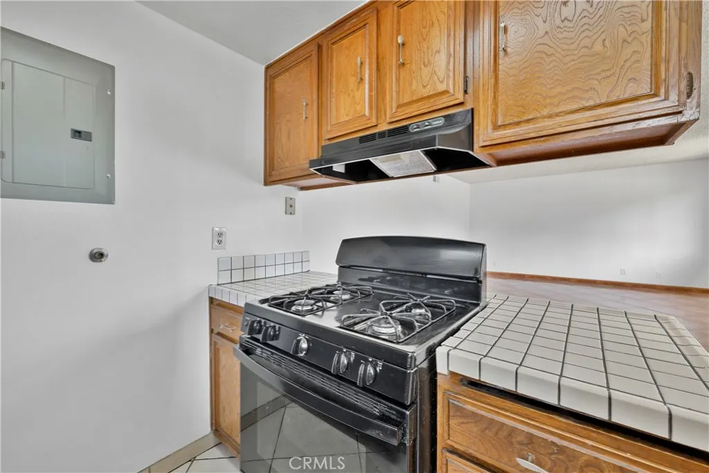 1123 W Sierra Madre Avenue #1
