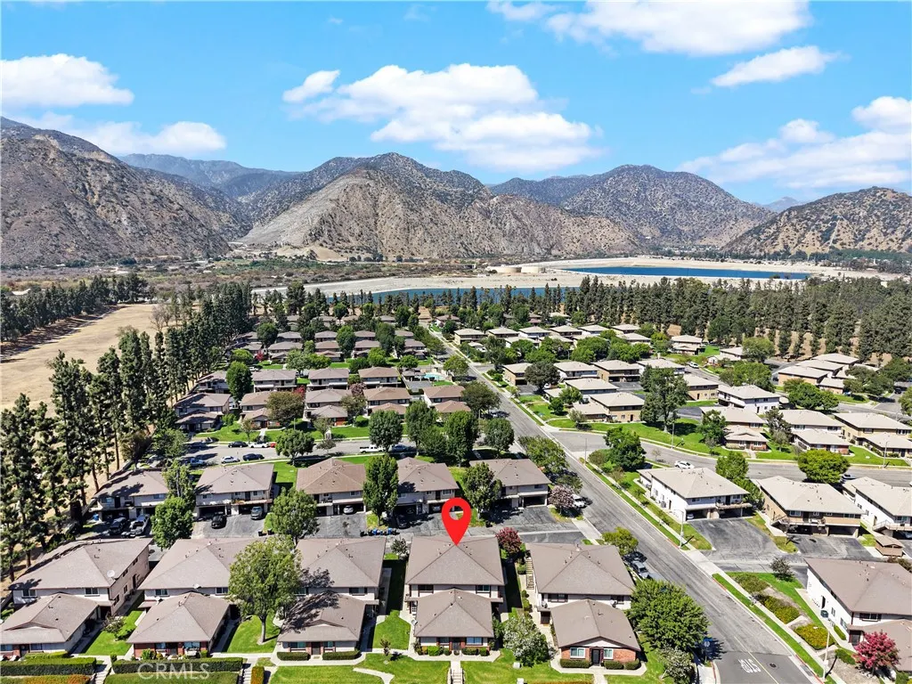 1123 W Sierra Madre Avenue #1