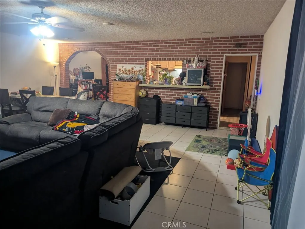 1110 Cabana