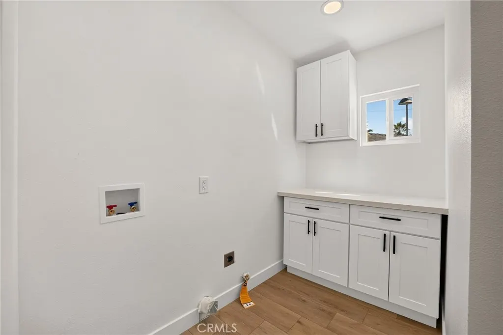 268 W Willow