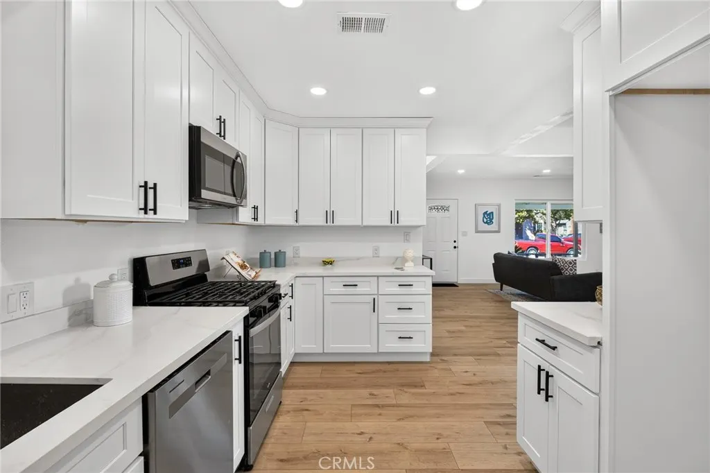 268 W Willow