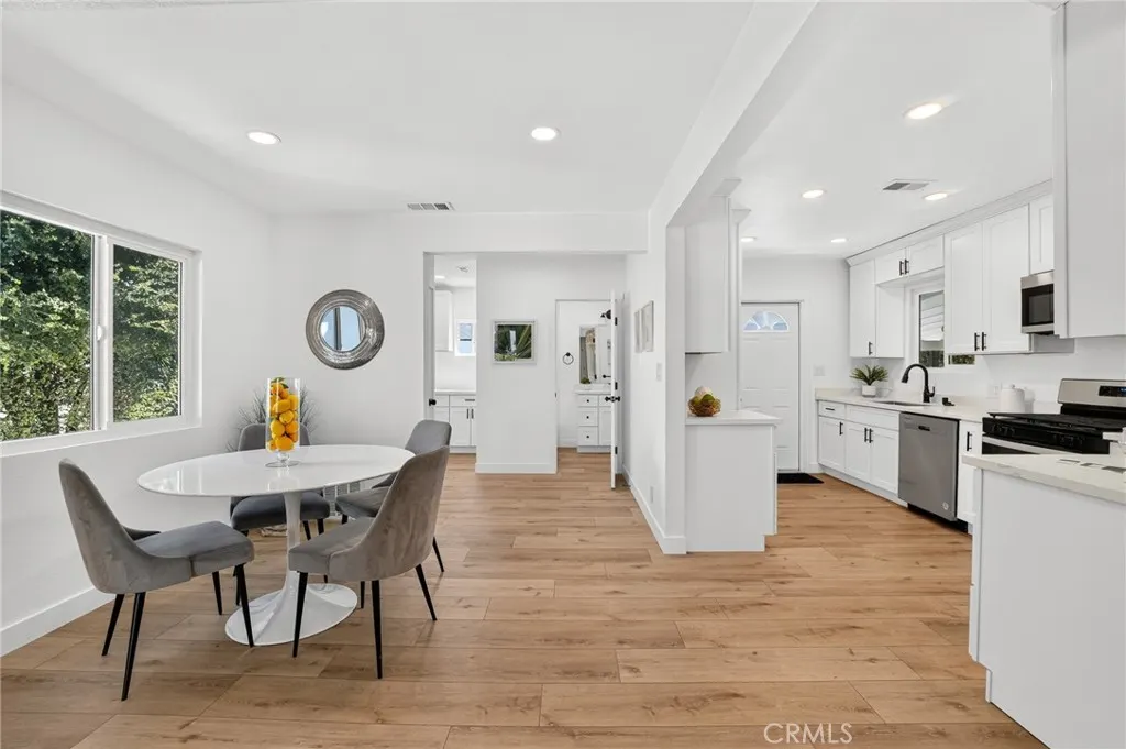 268 W Willow