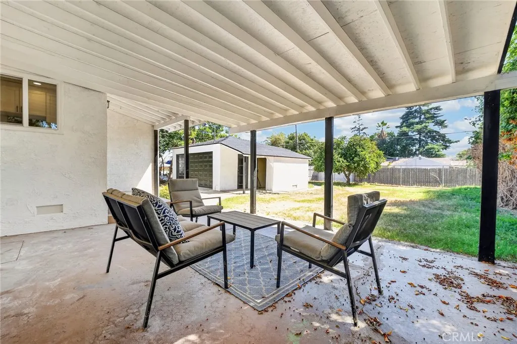268 W Willow