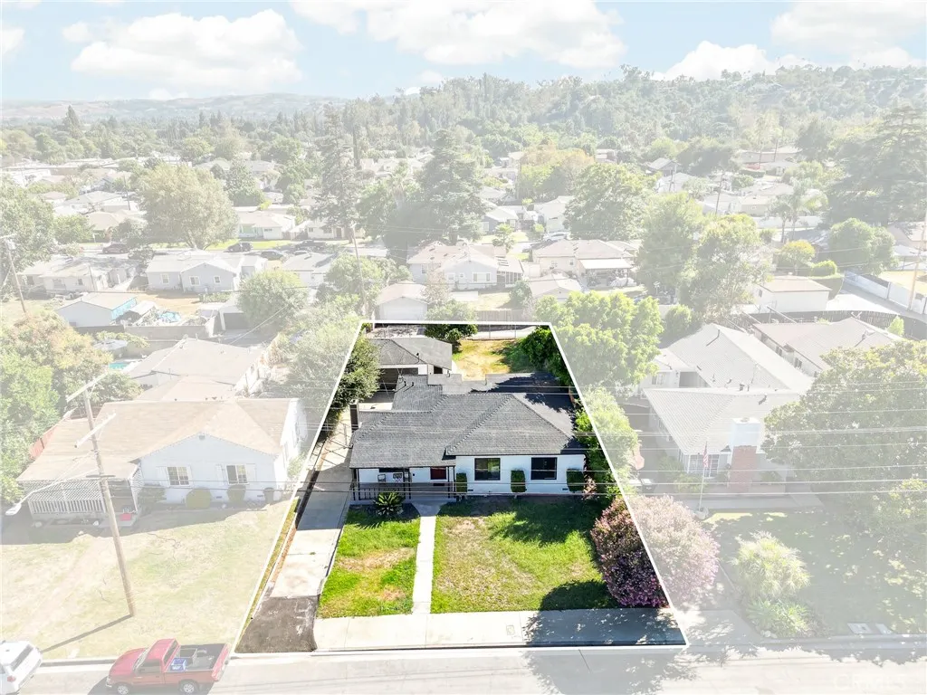 268 W Willow