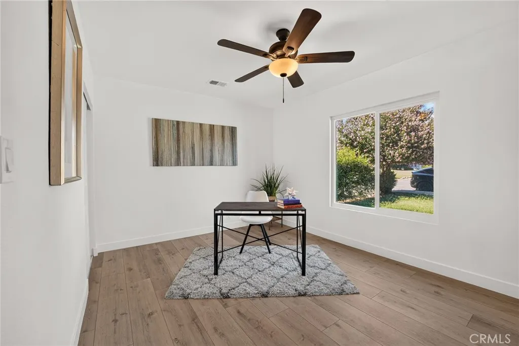 268 W Willow