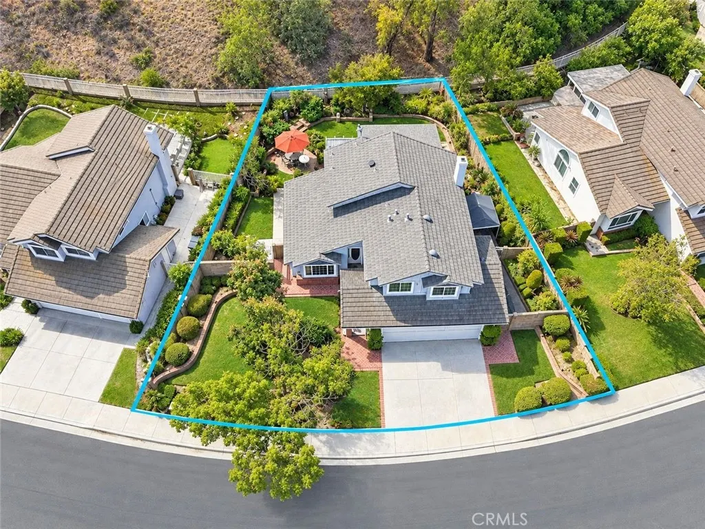 1420 Paseo Marlena