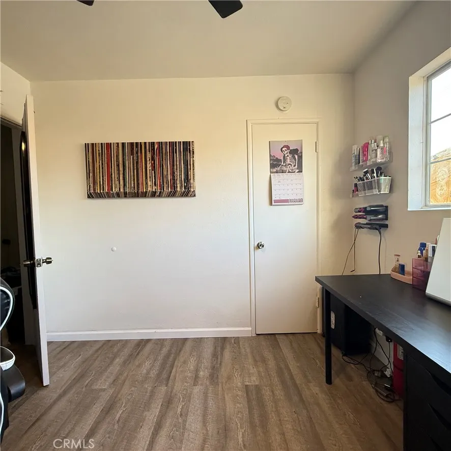 1277 Essex