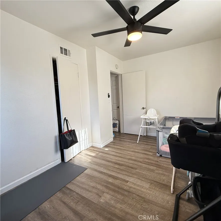 1277 Essex
