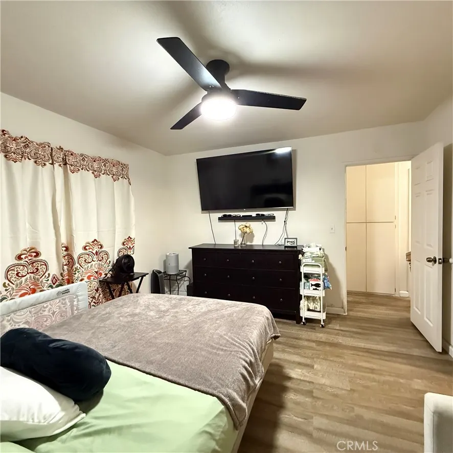 1277 Essex