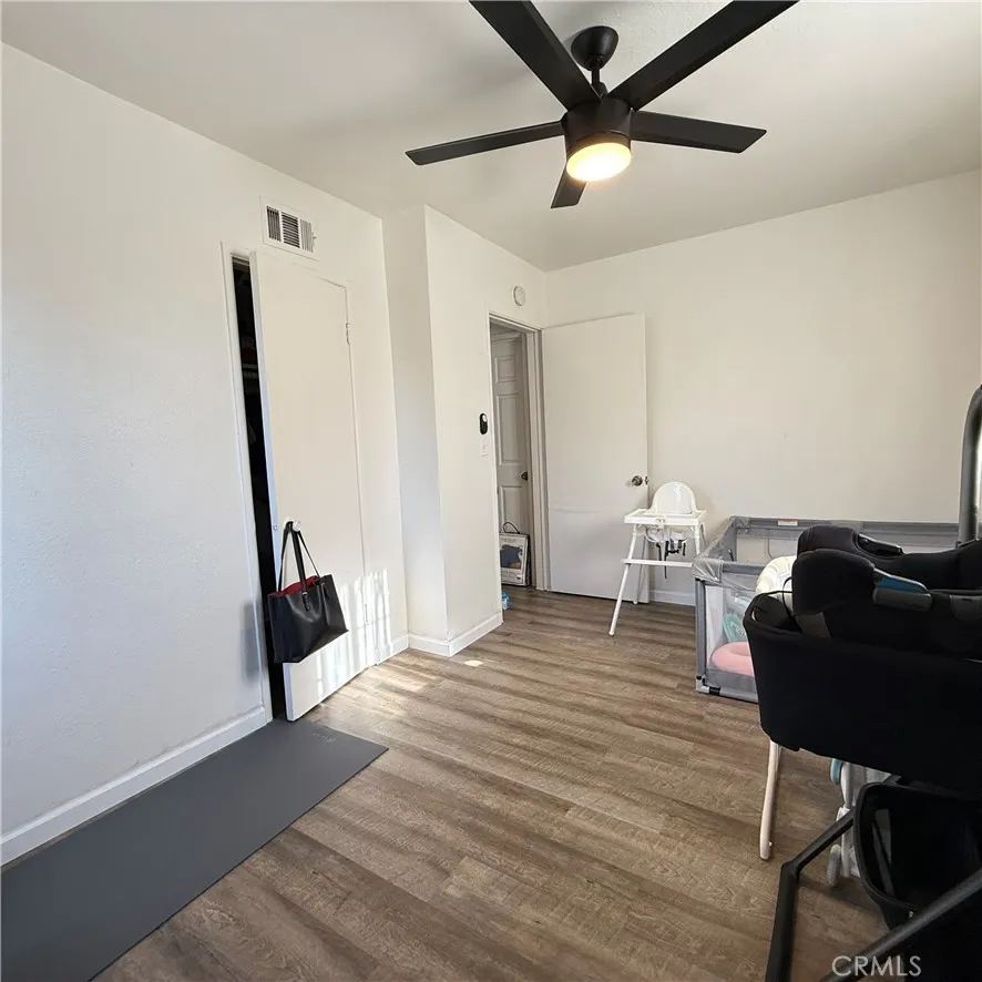 1277 Essex
