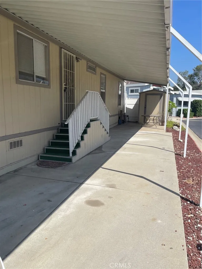 1245 W Cienega Avenue #138