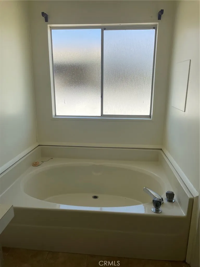 1245 W Cienega Avenue #138