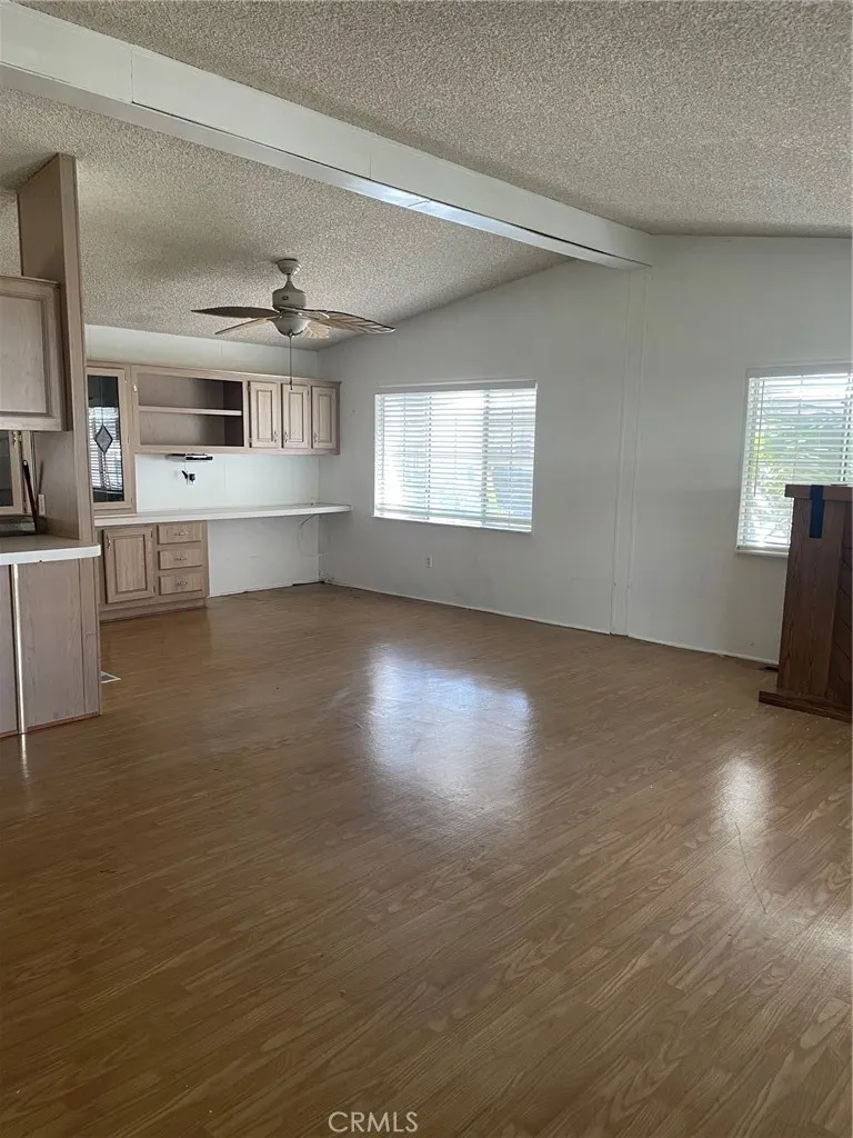1245 W Cienega Avenue #138