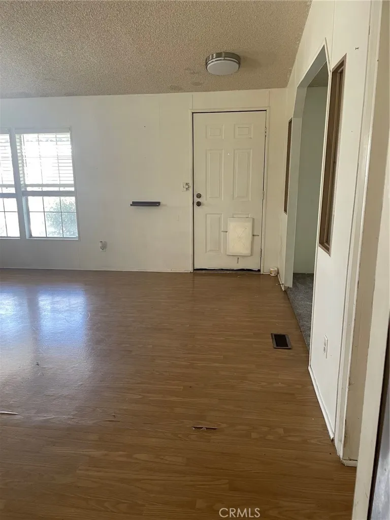 1245 W Cienega Avenue #138