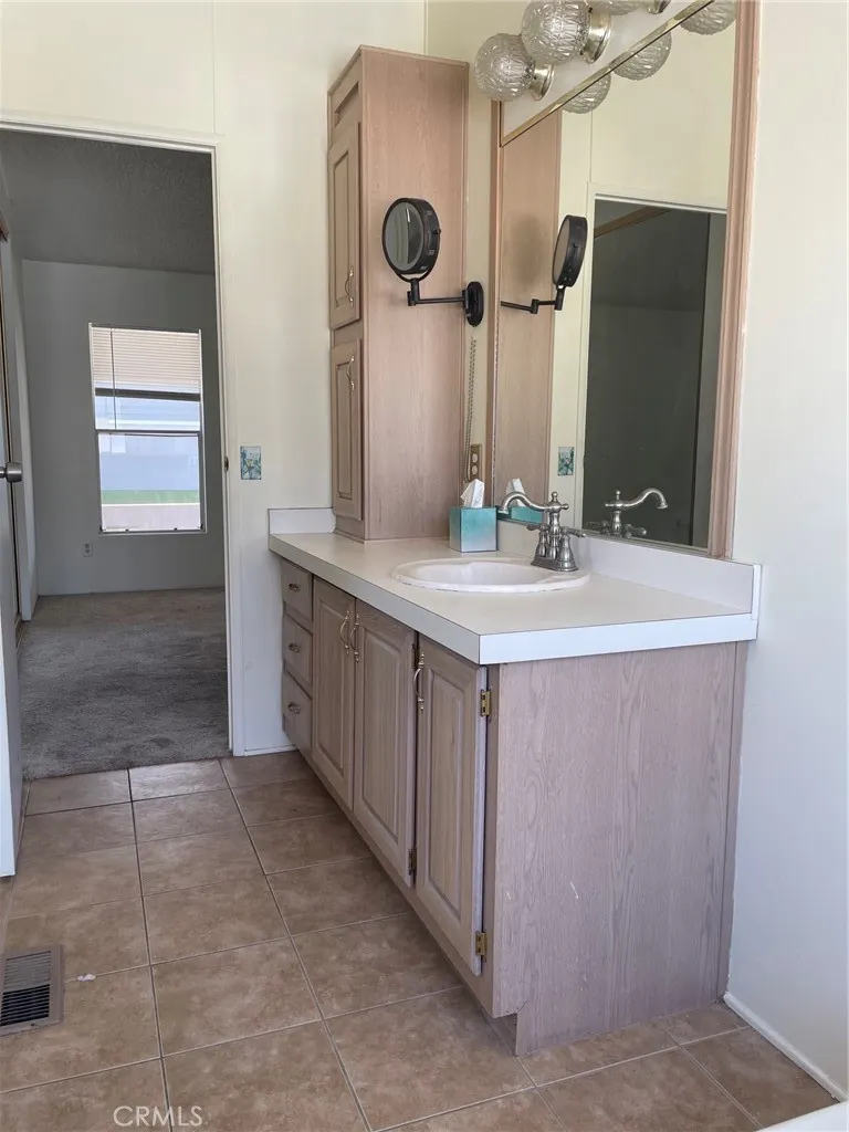 1245 W Cienega Avenue #138