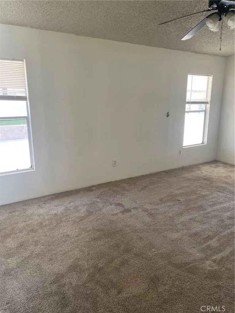 1245 W Cienega Avenue #138