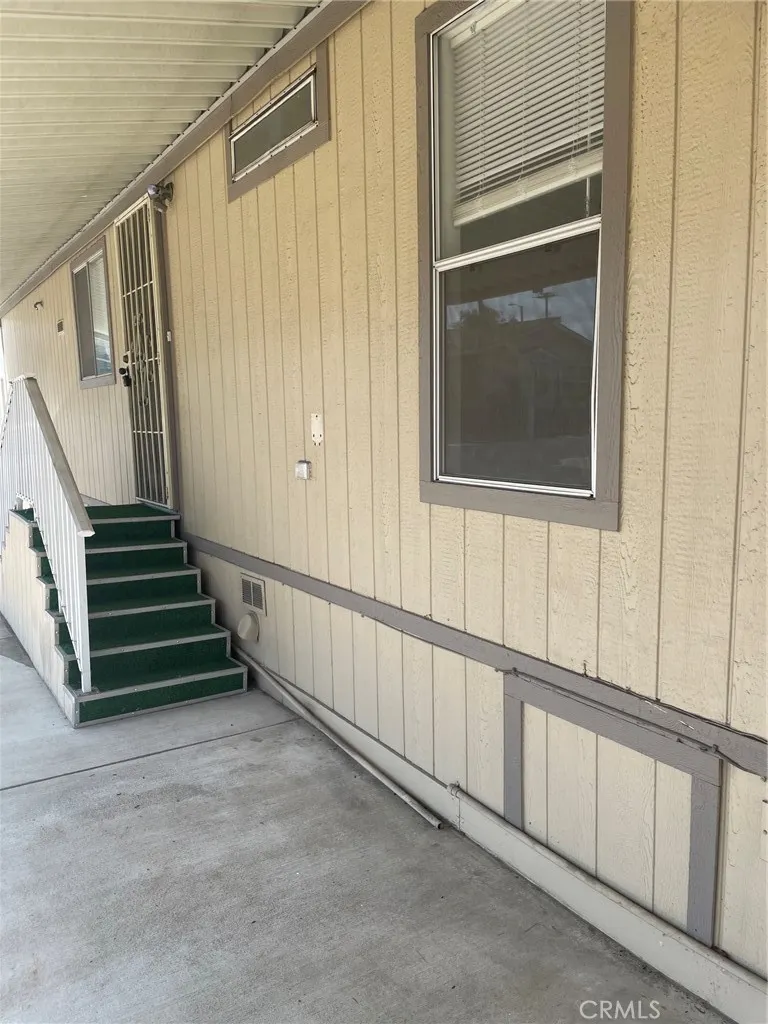 1245 W Cienega Avenue #138