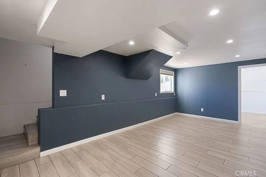 904 E Edgecomb