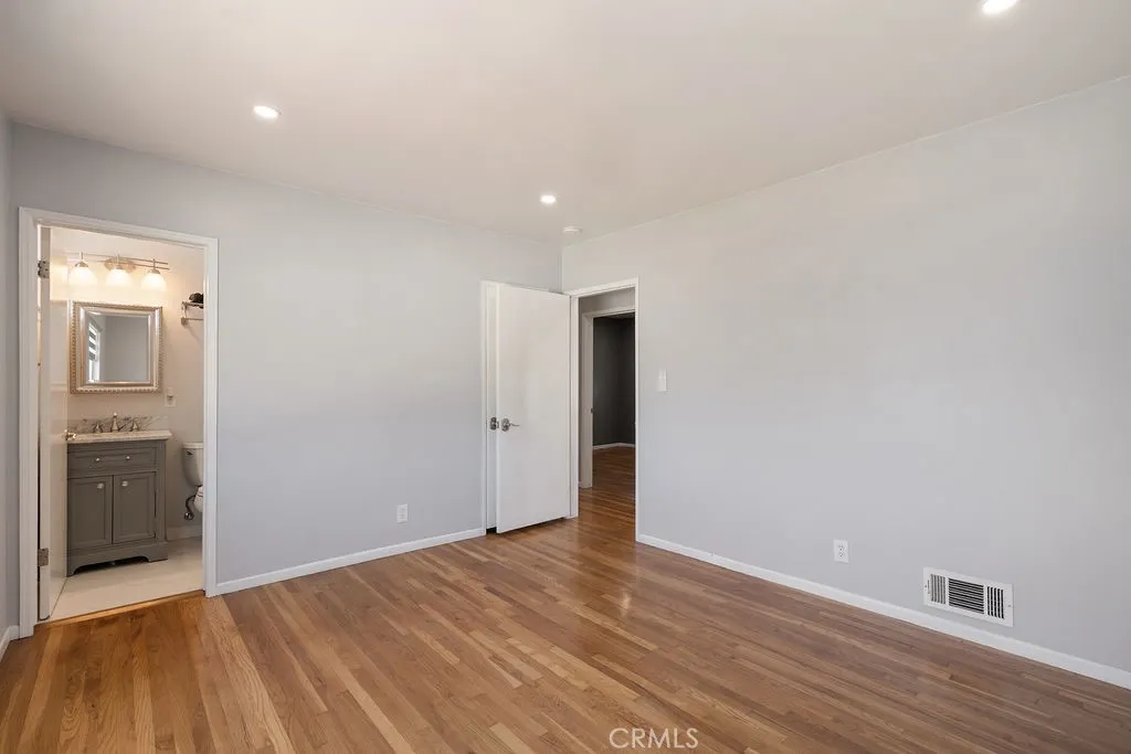 904 E Edgecomb