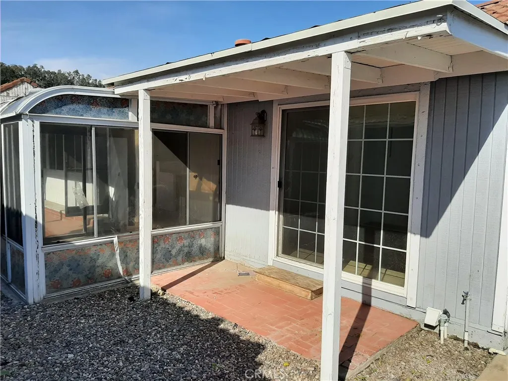 1652 Home Terrace