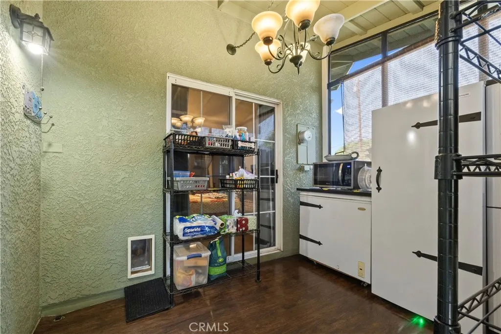 128 N Walnuthaven Drive