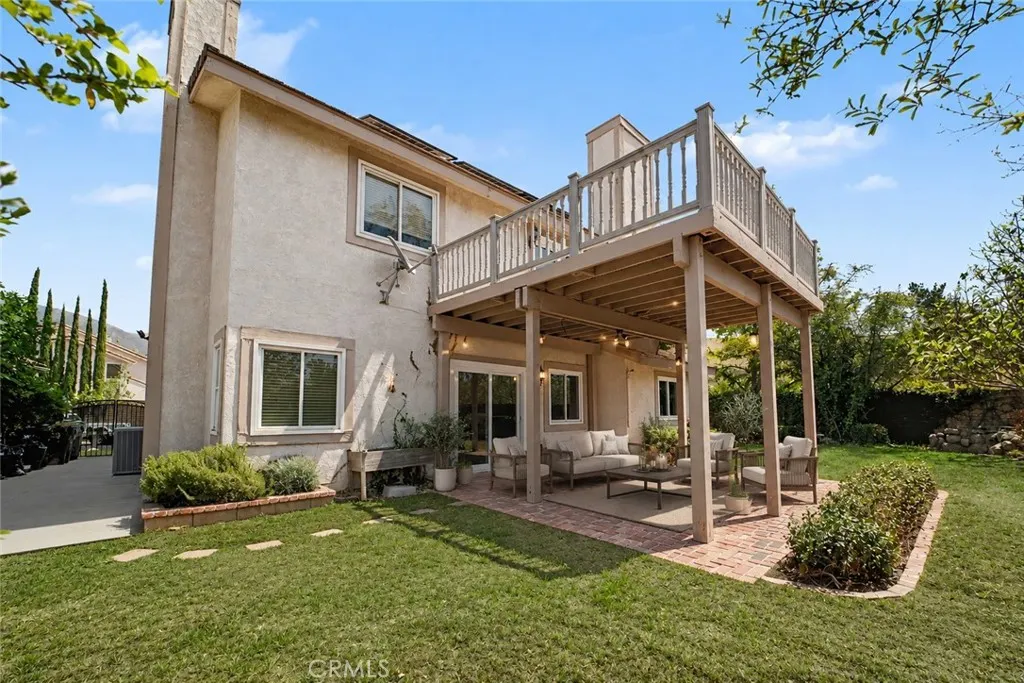 6107 Meadow Lark Drive