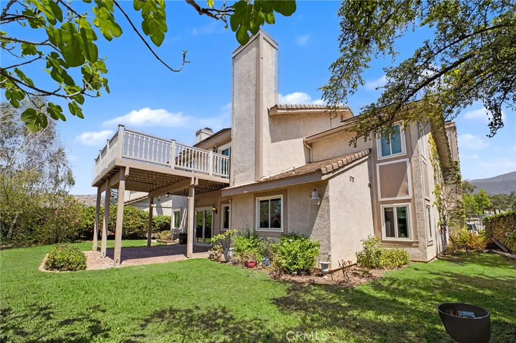 6107 Meadow Lark Drive