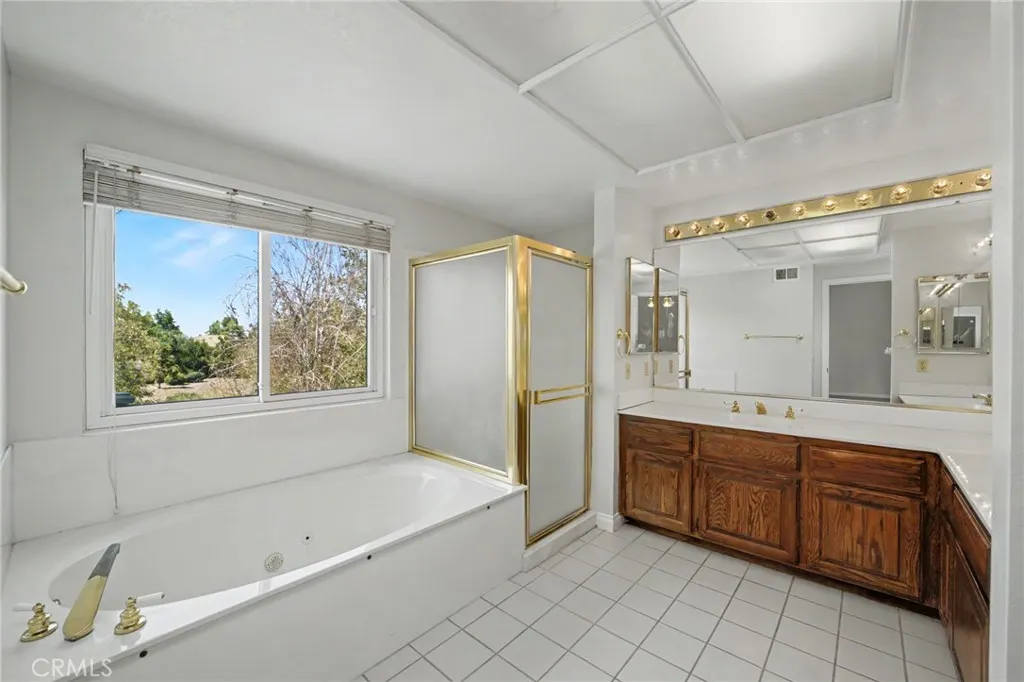 6107 Meadow Lark Drive