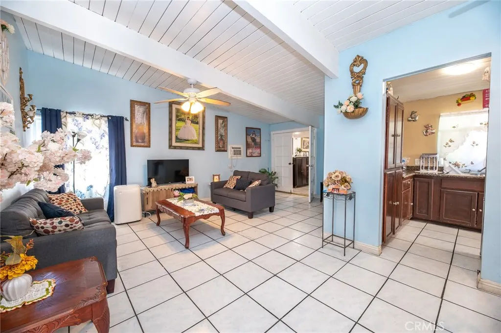 1719 Calatina Dr