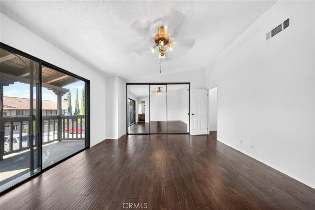 1239 Glenview Lane