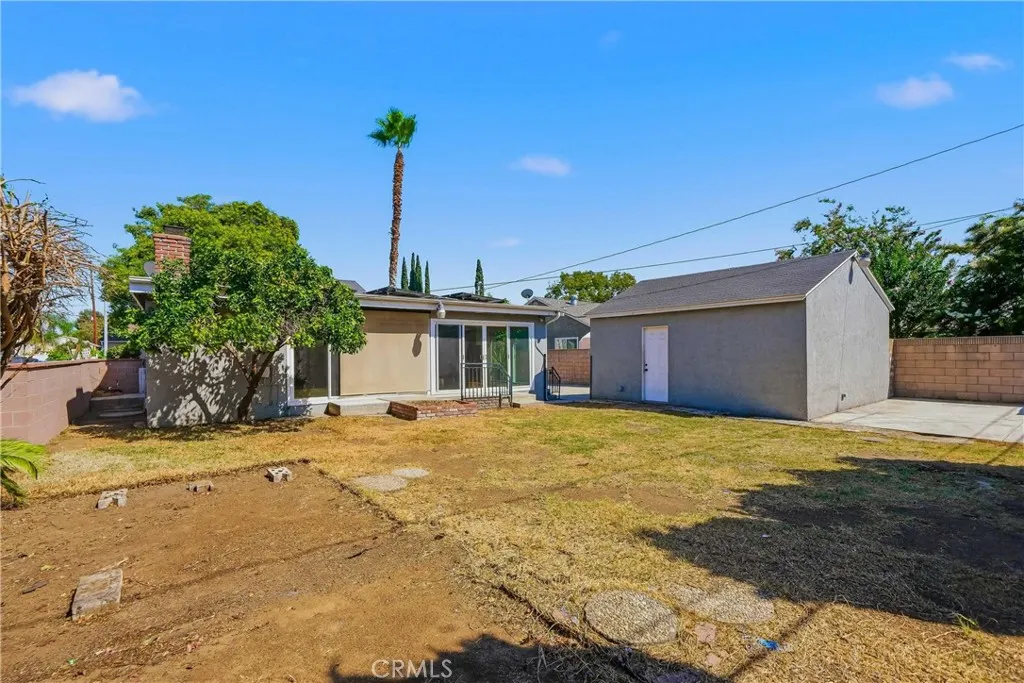 209 N Broadmoor