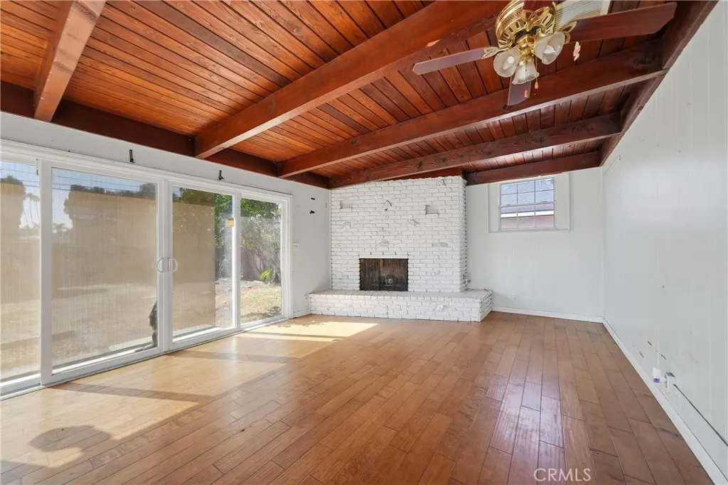 209 N Broadmoor