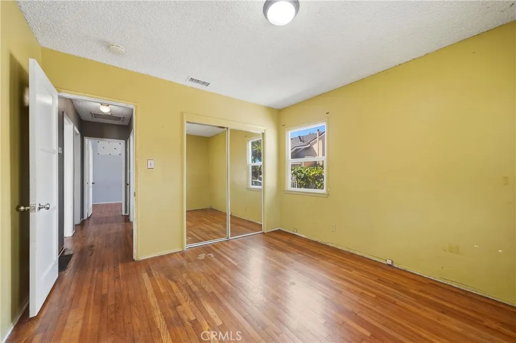 209 N Broadmoor